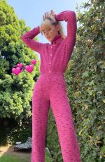 KATHRYN NEWTON for St. Johns Knits Fall 2020 Campaign