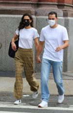 KATIE HOLMES and Emilio Vitolo Jr. Riding Downtown Subway Train in New York 10/01/2020