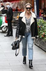 KELLY BROOK Arrives at Global Radio Studios in London 09/30/2020