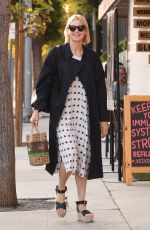 KELLY RUTHERFORD at Kreation Organic Juicery in West Hollywood 10/22/2020