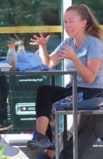 KENDRA WILKINSON Out for Lunch in Beverly Hills 10/27/2020