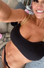 KERRY KATONA - Instagram Photos 10/18/2020