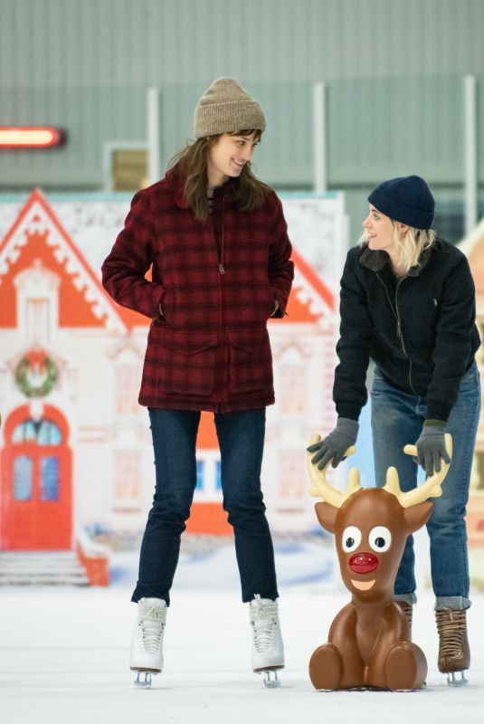 KRISTEN STEWART and MACKENZIE DAVIS – Happiest Season Promos