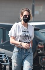 KRISTEN STEWART Out Shopping in Los Angeles 10/17/2020