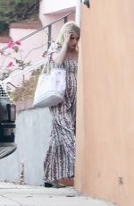 KRISTENS TEWART and CAMILA MORRONE at Emma Robert
