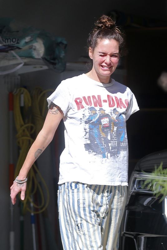 LENA HEADEY Out in Los Angeles 10/29/2020