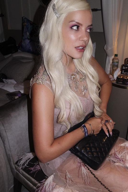 LILY ALLEN - Instagram Photo 10/10/2020