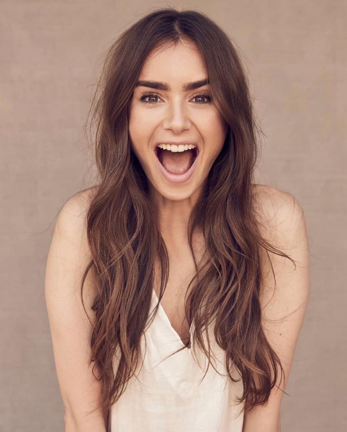 lily-collins-for-the-sunday-times-style-october-2020-0.jpg