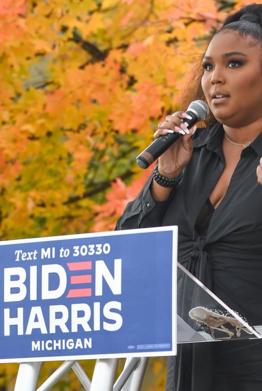 LIZZO Speak at Campaigns for Democratic Presidential Candidates Joe Biden and Kamala Harris in Detroit 10/23/2020