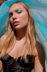 MADDIE ZIEGLER at a Photoshoot, 10/21/2020
