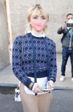 MAISIE WILLIAMS Leaves Chloe Fashion Show at PFW in Paris 10/01/2020