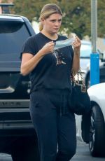 MISCHA BARTON Shopping at Vons in Los Angeles 10/06/2020
