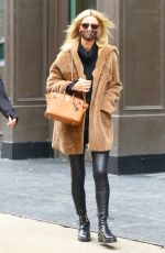 NICKY and PARIS HILTON Out in New York 10/27/2020