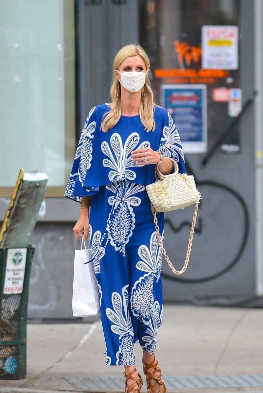 NICKY HILTON Out Shopping in New York 10/01/2020