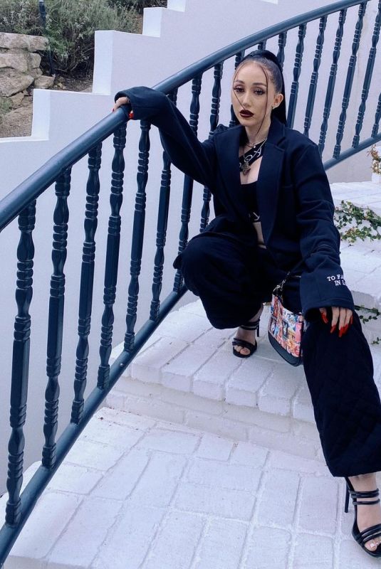 NOAH CYRUS – Instagram Photos 10/28/2020