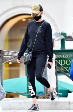 POM KLEMENTIEFF Out and About in Venice 10/26/2020