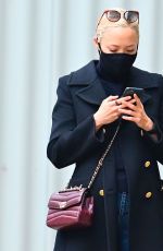 POM KLEMENTIEFF Out in Venice 10/22/2020