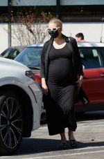 Pregnant ASHLEE SIMPSON at Gelson