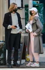 Pregnant ELSA HOSK and Tom Daly Out in New York 10/02/2020