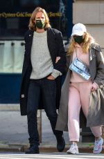 Pregnant ELSA HOSK and Tom Daly Out in New York 10/02/2020