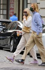 Pregnant ELSA HOSK and Tom Daly Out in New York 10/10/2020