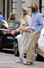 Pregnant ELSA HOSK and Tom Daly Out in New York 10/10/2020