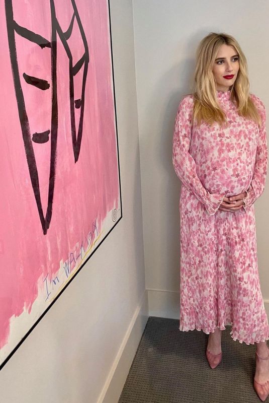 Pregnant EMMA ROBERTS - Instagram Photos 10/28/2020