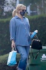 Pregnant EMMA ROBERTS Out and Abut in Los Feliz 10/06/2020
