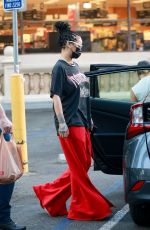 RIHANNA Out Shopping at Ralphs and Bristol Farms in Beverly Hills 10/19/2020