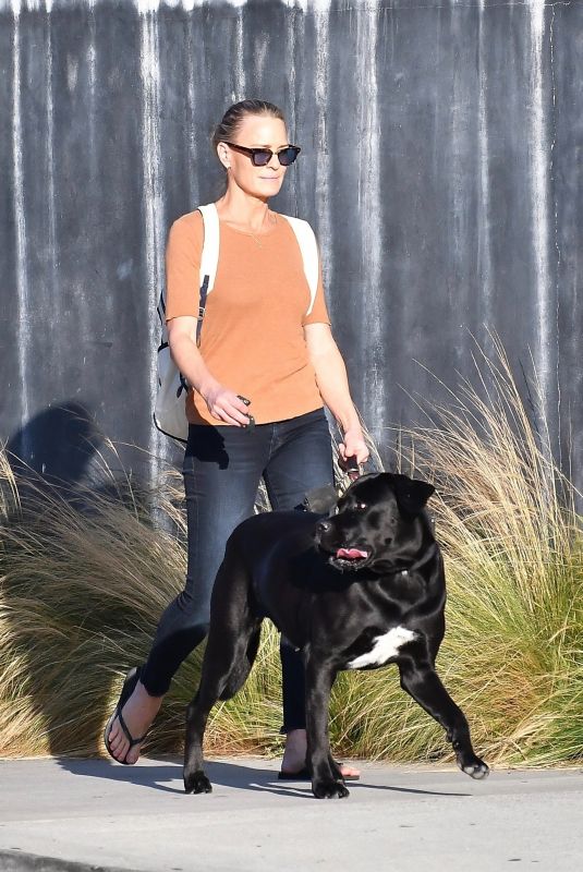 ROBIN WRIGHT Out with Her Dog in Brentwood 10/12/2020