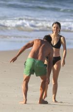 ROSE BYRNE and Bobby Cannavale at Wategos Beach in Byron Bay 10/22/2020