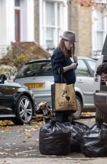 ROSE LESLIE and Kit Harrington Loading Luggage into Their Car in London 10/28/2020