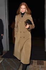 ROSIE HUNTINGTON_WHITELEY Leaves Sadler