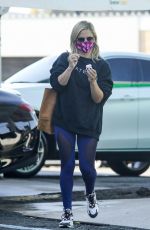 SARAH MICHELLE GELLAR Leaves PLate Fit in Los Angeles 10/16/2020