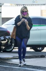 SARAH MICHELLE GELLAR Leaves PLate Fit in Los Angeles 10/16/2020