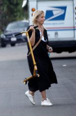 SARAH MICHELLE GELLAR Out and About in Los Angeles 10/18/2020