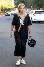 SARAH MICHELLE GELLAR Out and About in Los Angeles 10/18/2020