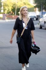 SARAH MICHELLE GELLAR Out and About in Los Angeles 10/18/2020