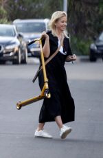 SARAH MICHELLE GELLAR Out and About in Los Angeles 10/18/2020