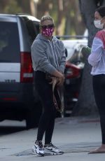 SARAH MICHELLE GELLAR Wearing a Vote Mask Out in Los Angeles 10/04/2020