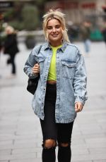 SIAN WELBY Arrives at Global Radio in London 10/13/2020