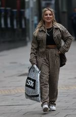 SILAN WELBY in a Gingham Suit Arrives at Capital Studio in London 10/01/2020