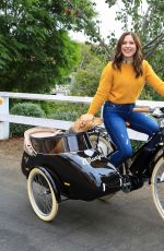 SOPHIA BUSH Out Driving Her Dog at a Bike in Los Angeles 10/27/2020
