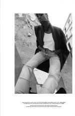 TINA KUNAKEY in L