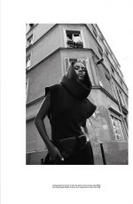 TINA KUNAKEY in L