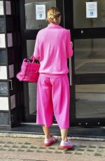 VOGUE WILLIAMS Arrives at Global Studios in London 10/16/2020