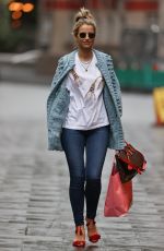 VOGUE WILLIAMS Arrives at Heart Radio in London 10/17/2020