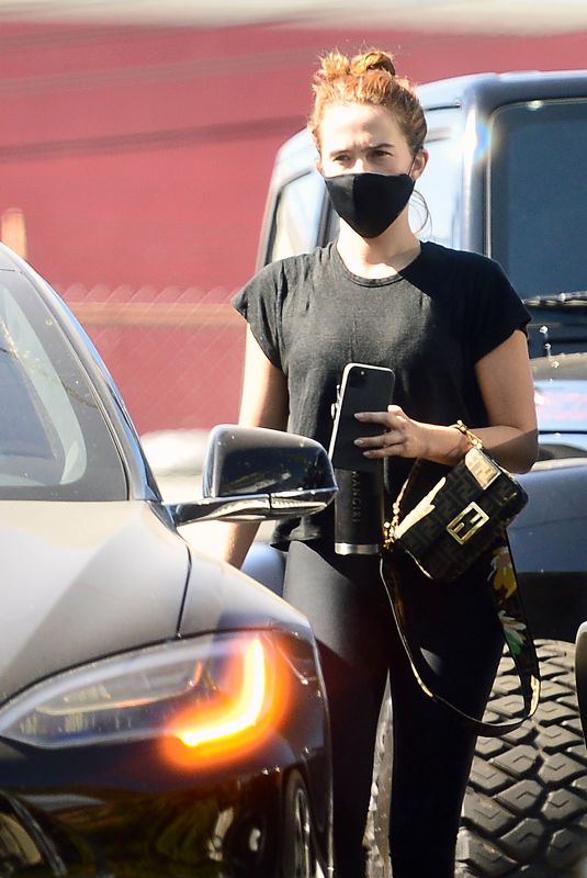 ZOEY DEUTCH Leaves a Gym in Los Angeles 10/15/2020
