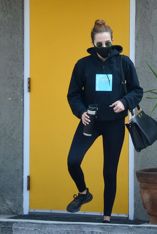 ZOEY DEUTCH Leaves a Gym in Los Angeles 10/23/2020