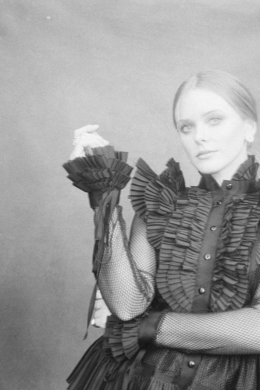 ABIGAIL COWEN - Black and White Photoshoot, 2020